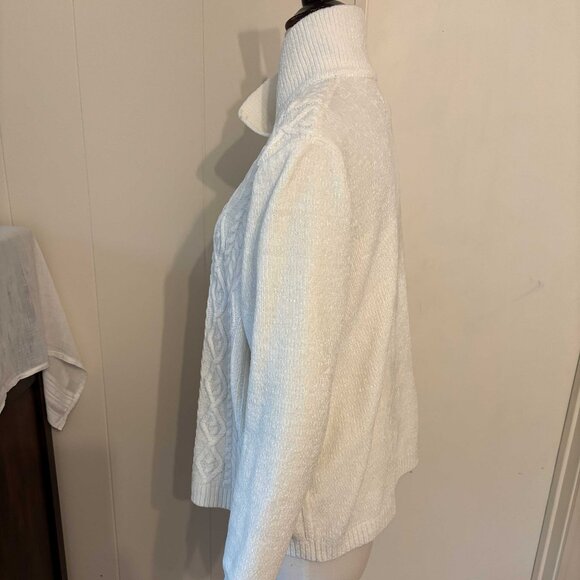Alfred Dunner White Fleece Sweater - Size XL - Picture 4 of 6